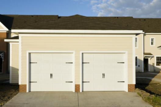 Stap voor stap: Hoe je veilig een garagedeuropener installeert