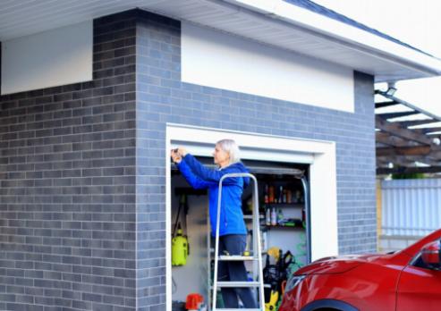 Waarom een ​​juiste installatie van een garagepoortopener essentieel is voor de beveiliging van uw huis