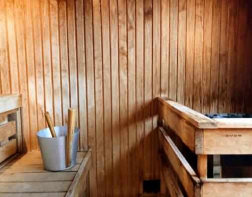 Transformeer je huis tot een ontspanningsoase met een traditionele sauna